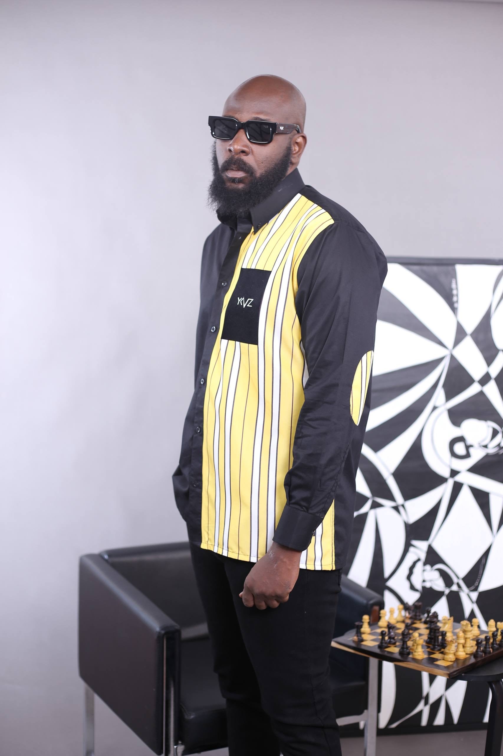 Chemise OSLO III – Bicolore Noire & Rayures Jaune/Blanc | Signature Classique Noire