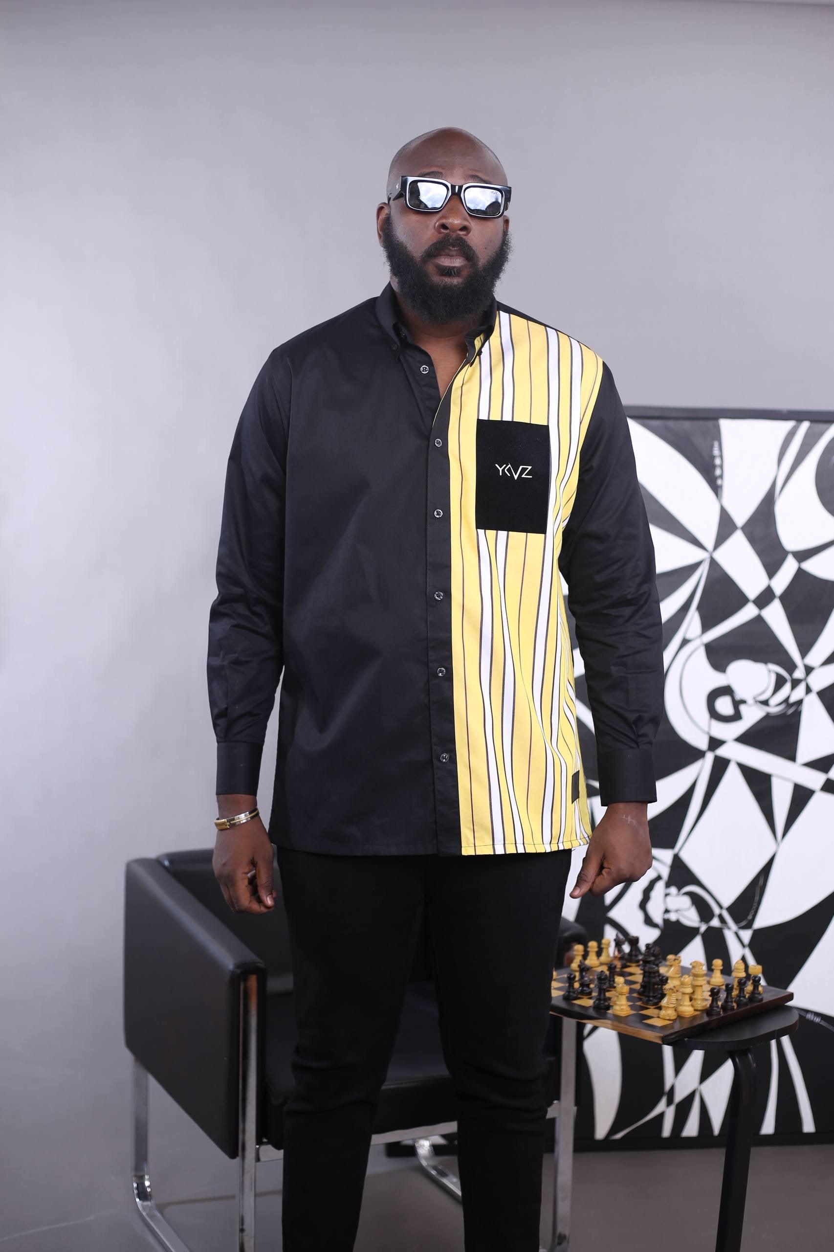 Chemise OSLO III – Bicolore Noire & Rayures Jaune/Blanc | Signature Classique Noire