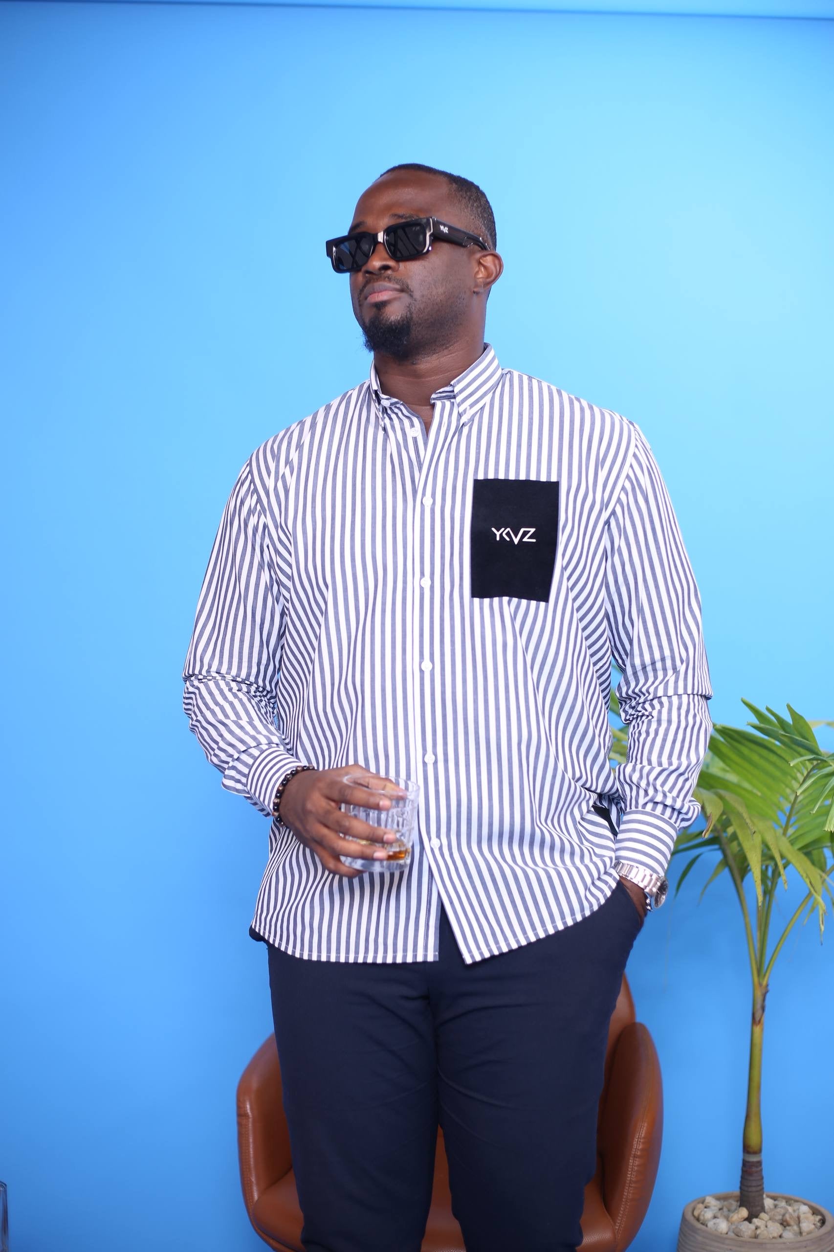 Chemise Lexington – Rayures Bleu foncé & Blanches | Signature Classique Noir