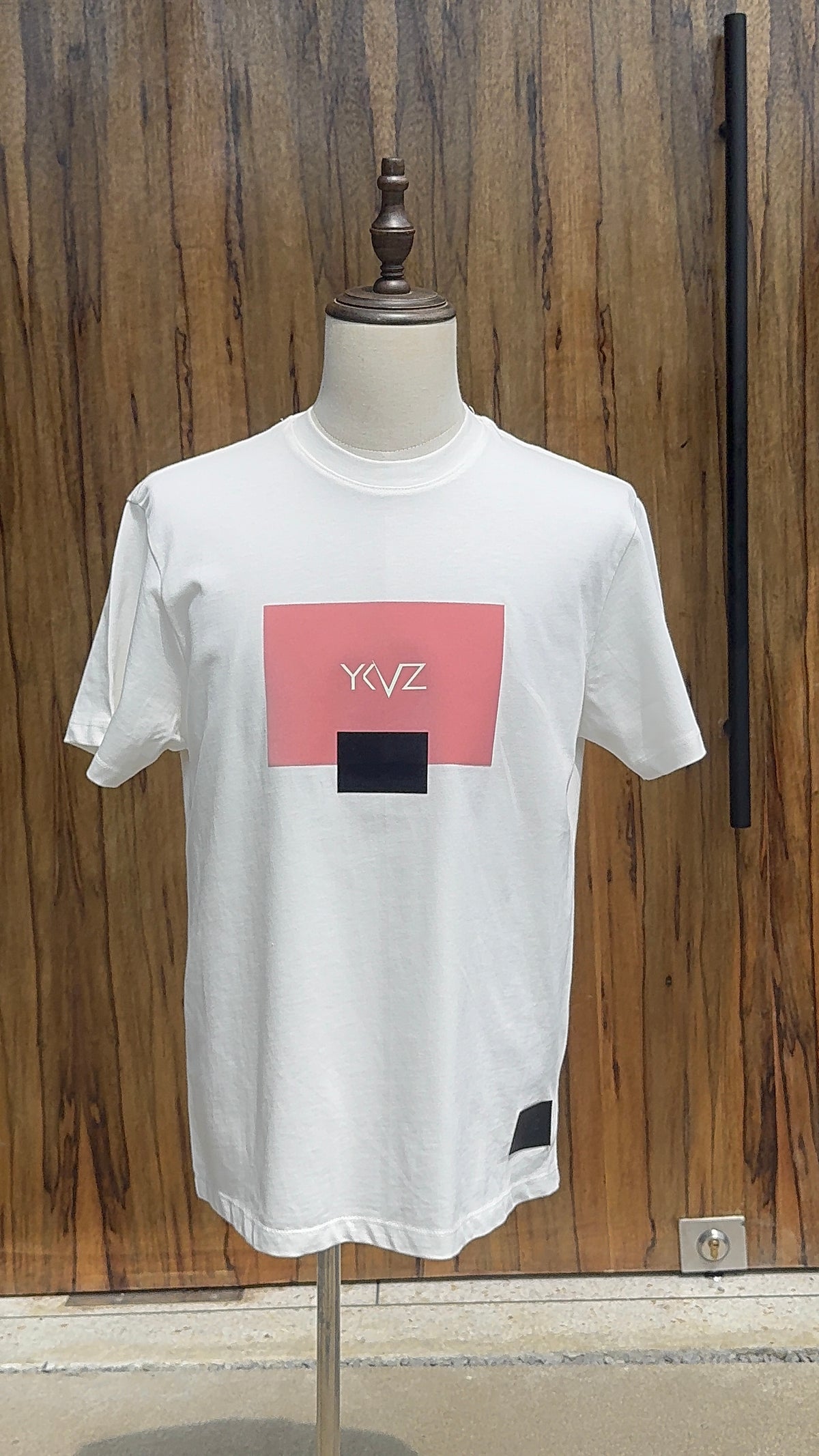 T-shirt _Blanc| Signature YKVZ Rose