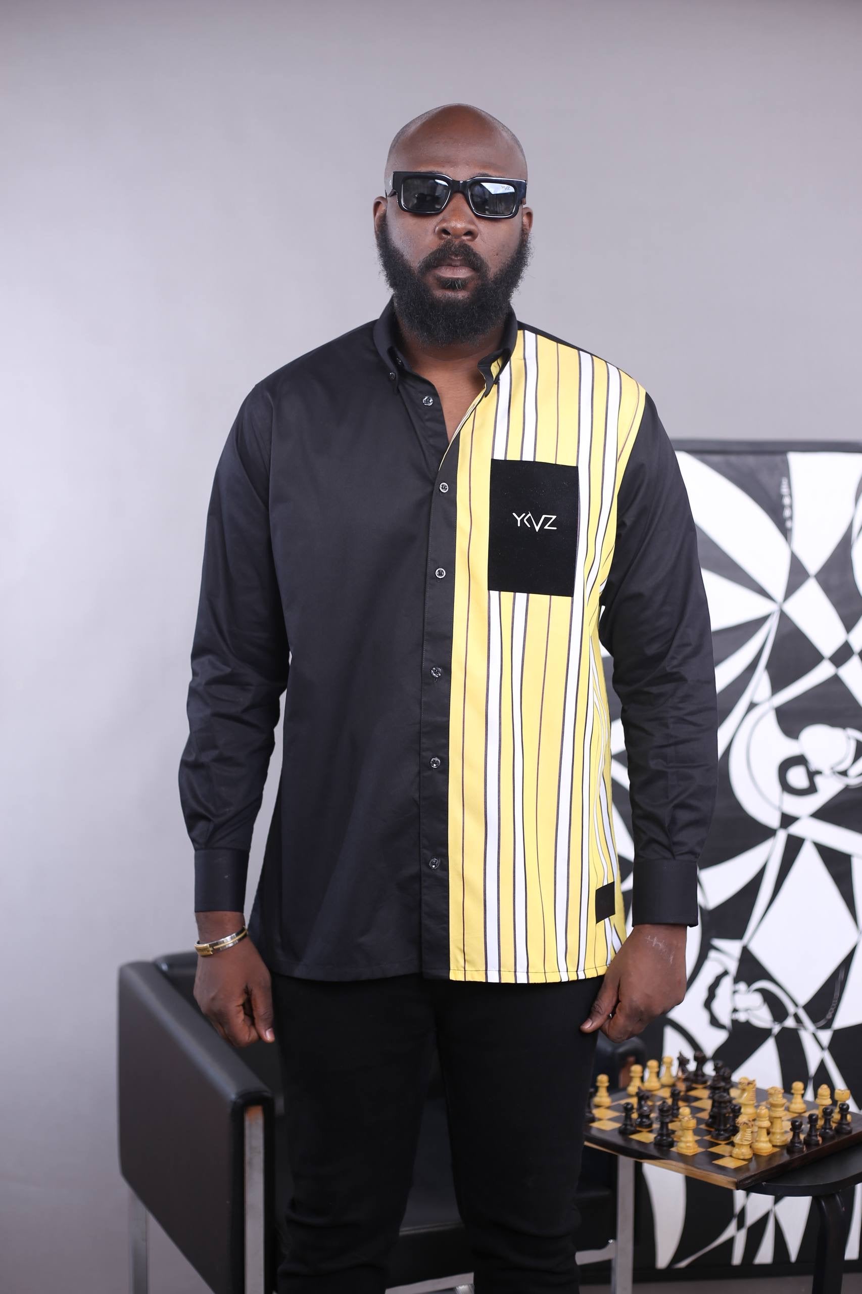 Chemise OSLO III – Bicolore Noire & Rayures Jaune/Blanc | Signature Classique Noire
